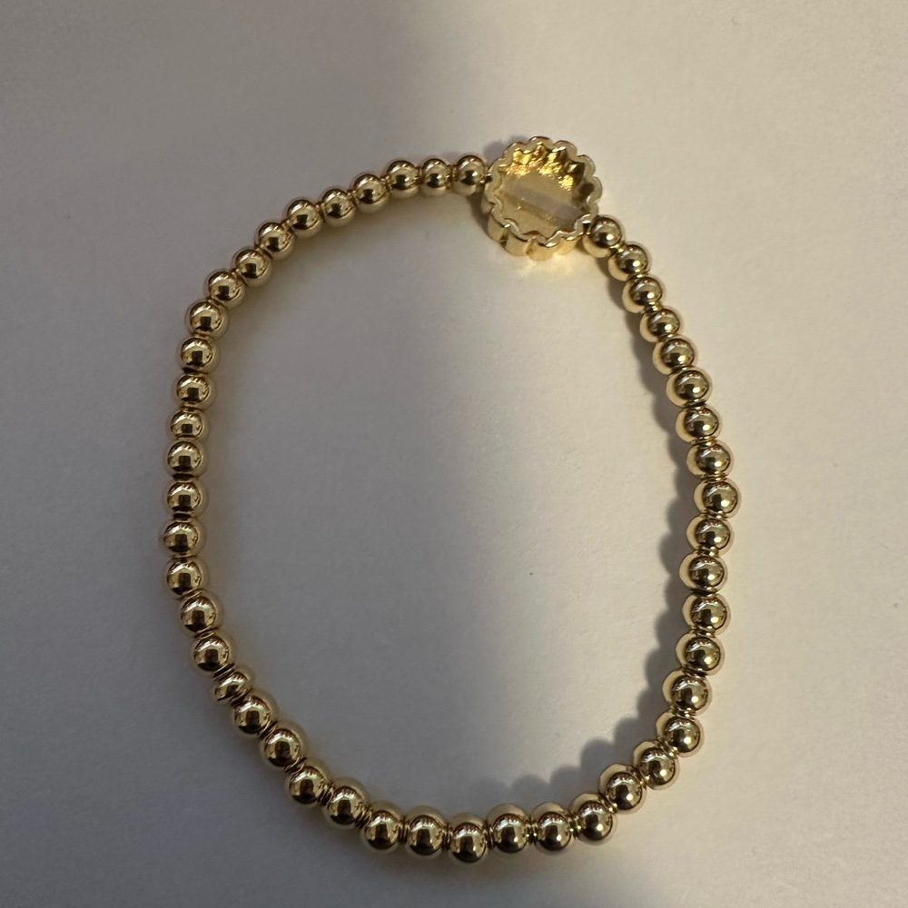 Orange and Gold Charm Bracelet with Elegant Design - Picture 4 of 5